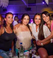 Ξέφρενη ελληνική βραδιά με την ομάδα του «Γούι λάικ γκρίκ» στο Reina.