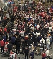 Πανηγυρισμοί στην Αλεξανδρούπολη για τη νίκη του Ολυμπιακού στον ευρωπαϊκό τελικό.