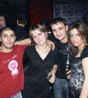 Χαμός στο Club Genial με νέα πρόσωπα και πολύ κέφι.