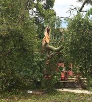 Κάτω από την πλατεία της Μάκρης