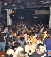 O Νίκος Βουρλιώτης (Nivo) έδωσε....ρεσιτάλ στο Prive club!