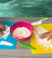 Μέσα από ένα ολοκληρωμένο πρόγραμμα δραστηριοτήτων, δίνουμε τη δυνατότητα στα παιδιά να καλλιεργήσουν τα ταλέντα του