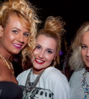 Yacht club: Παρασκευή βράδυ στην ταράτσα της διασκέδασης!