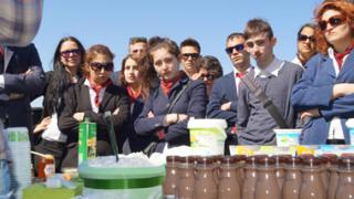 Οι σπουδαστές της σχολής σεφ Αλεξ/πολης επισκέφτηκαν την Εβροφάρμα στο Διδυμότειχο. 