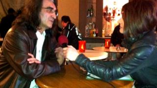 Ο Βασίλης Καζούλης στην παρέα του e-evros.gr (video).