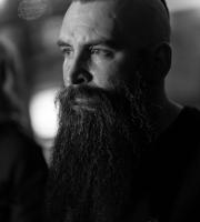 Κρήτη, Κέφι και Παράδοση: Μοναδική Βραδιά με τον Νίκο Ζωιδάκη στο ΝΟΑ της Αλεξανδρούπολης