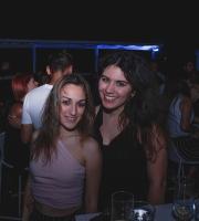 Νύχτες μαγικές και ονειρεμένες στην ταράτσα του Yacht club, στο λιμάνι