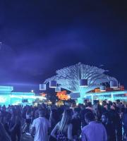 Yacht club: Μια "μαγική" ταράτσα που σου φτιάχνει την διάθεση!