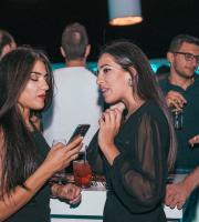 Yacht club: Ατελείωτη διασκέδαση μέχρι πρωίας!