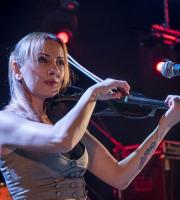 "Μπλέξαμε" με τον Βασίλη Παπακωνσταντίνου σε ένα υπέροχο live στο Αλτιναλμάζη