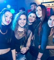 Παρασκευή με dj OKIN στο πανέμορφο Prive Club