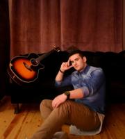 Who is Λαϊνάς;