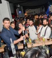 Κυριακή βράδυ με dj Niko Venetsano στο Room 6