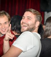 Κυριακή βράδυ με dj Niko Venetsano στο Room 6