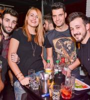 Κυριακή βράδυ με dj Niko Venetsano στο Room 6