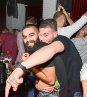 Κυριακή βράδυ με dj Niko Venetsano στο Room 6