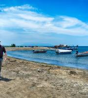 Who is Λεκίδης;