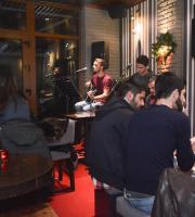 Γιορτάσαμε τη παραμονή των Χριστουγέννων στο καινούριο Bιscotto Games & More