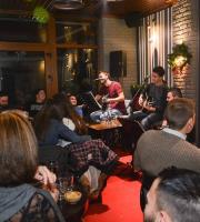 Γιορτάσαμε τη παραμονή των Χριστουγέννων στο καινούριο Bιscotto Games & More