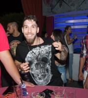 Ξέφρενο πάρτυ στο Reina Summer Club εν αναμονή του Δεκαπενταύγουστου.