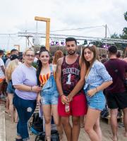 Yasu beach bar: Η νύχτα έγινε... μέρα με το δίδυμο φωτιά Junior Pappa & Antonio