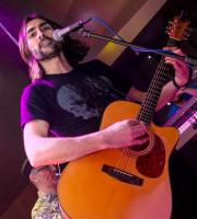 "Με κάθε τραγούδι & ένα ταξίδι" έκαναν όσοι βρέθηκαν στο Soho Absolutely Fabulous