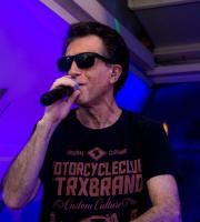 Ένα τρελό πάρτυ στήθηκε στο Thea Thalassa the bar με τον Μπίγαλη "on stage"!