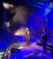 Η Νατάσσα Μποφίλιου έβαλε «φωτιά» στο Θέατρο Αλτιναλμάζη (video & φωτος)