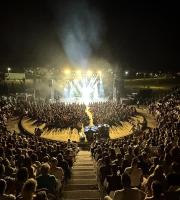 Η Νατάσσα Μποφίλιου έβαλε «φωτιά» στο Θέατρο Αλτιναλμάζη (video & φωτος)