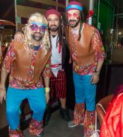 Τα... "έσπασε" το πάρτι μασκέ στο Soho Absolutely Fabulous 