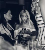 Με ανεβασμένη διάθεση και πλημμυρισμένο από κόσμο το opening του Yacht Club