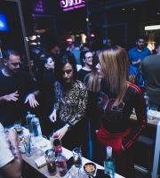 SoHo: Απίθανο πάρτυ με την Jamiie στα decks