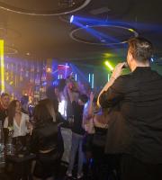 "Χαμός" στο Estado με τον Κωνσταντίνο Νάζη επί σκηνής!