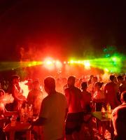 Tα "έσπασε" ο Dj Kiko Navarro στο Vamos beach bar!