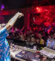 Φωτορεπορτάζ από το live του FY στο Prive Red στην Αλεξανδρούπολη