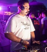 Ο LIVA K ξεσήκωσε το κοινό του Nama beach life experience!