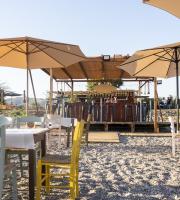 Oasis – Coffee, Food & More Παραλία Δικέλλων | Καλοκαίρι όπως το ονειρεύεσαι!