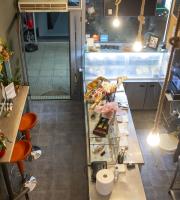 Καφές – Πρωινό – Burgers – Pizza & Snacks