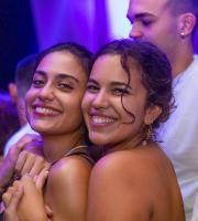 "Παίχτηκε πάρτυ στο Reina" με τον FY να ξεσηκώνει τον κόσμο!