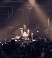 H Chelina Manuhutu "άναψε φωτιές" στο Pico by night