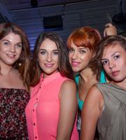 Καλοκαιρινή διάθεση με «Ladies night» κάθε Τετάρτη στο Reina club.