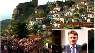 Δήμαρχος των Σκοπίων: «Πρέπει να επισκεφθείς τη Σαμοθράκη την επόμενη φορά που θα πας Ελλάδα. Είναι υπέροχα»