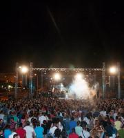 Το εκρηκτικό live της Πάολα στο λιμάνι της Αλεξανδρούπολης.