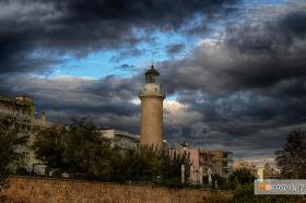 Συννεφιασμένο αλλά υπέροχο το σκηνικό στο Φάρο.