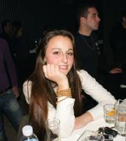 Genial club με πολύ κέφι και clubbing διάθεση!