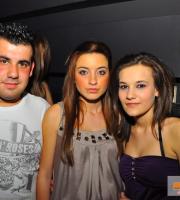 Κυριακή της Ανάστασης στο Prive club (photos)!