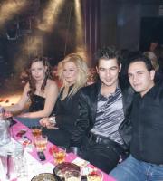 Μπουζούκια στον Pico plus και όποιος αντέξει!