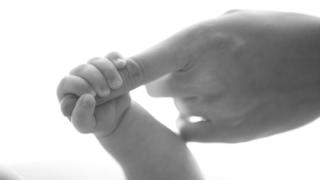 Εργαστήρι πλεξίματος: Στήριξη στα πρόωρα μωρά του Ιπποκράτειου Νοσοκομείου Θεσσαλονίκης