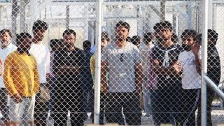 Σήμερα οι πρώτες 150 επαναπροωθήσεις παράτυπων μεταναστών στην Τουρκία