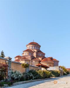 Ένα μοναστήρι αφιερωμένο στην Παναγία